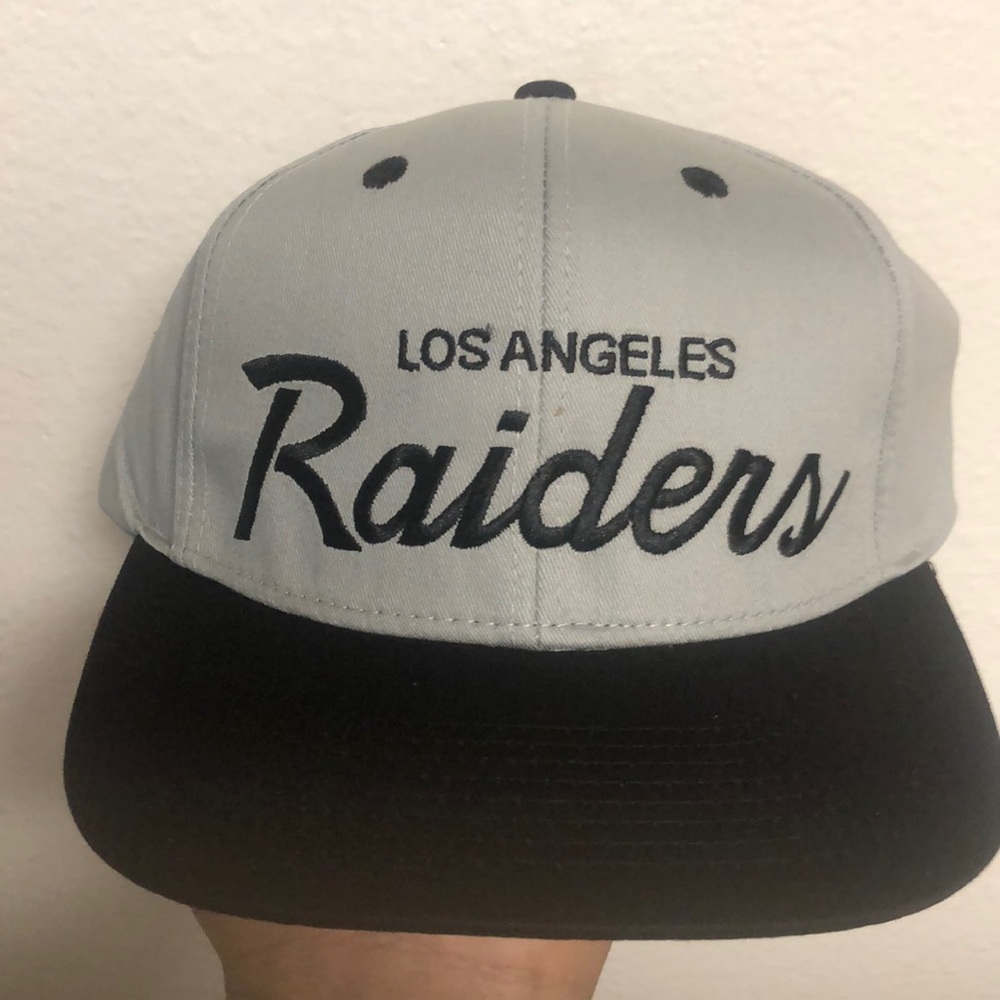 Raiders throw back Los Angeles snap back hat